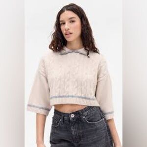 BDG Cream and Gray Cropped Sweater L
